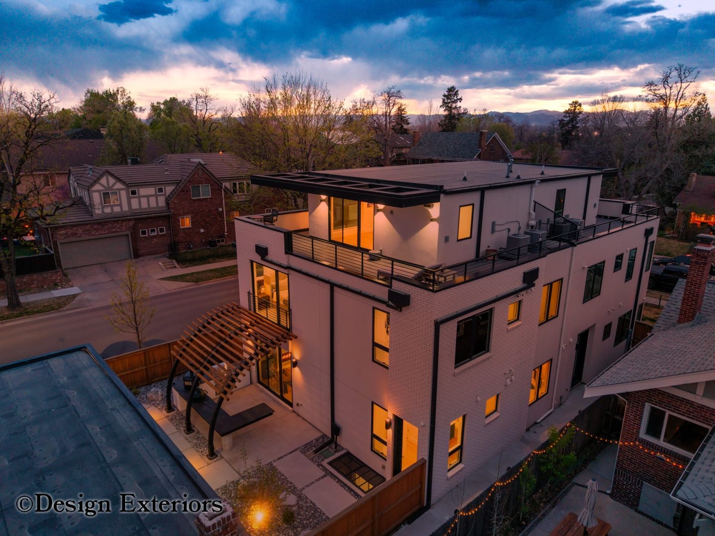 The Ewing-Chow Residence — 4