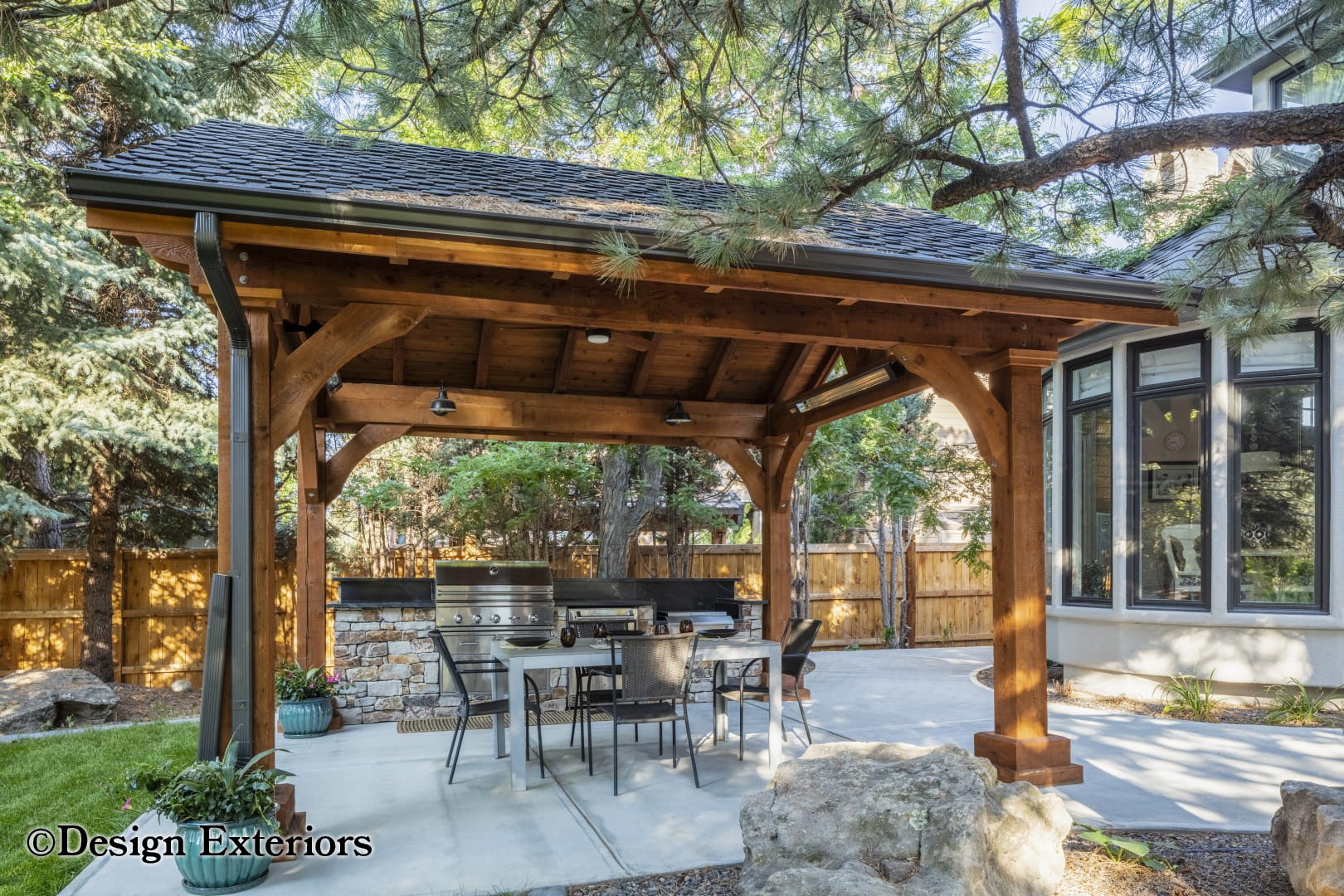 Outdoor Kitchens — 6