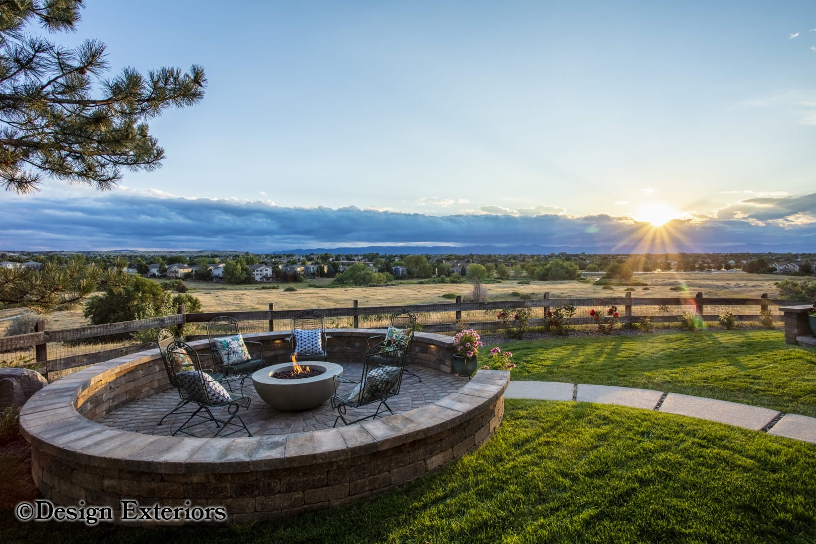 Fire Pits & Fireplaces — 20