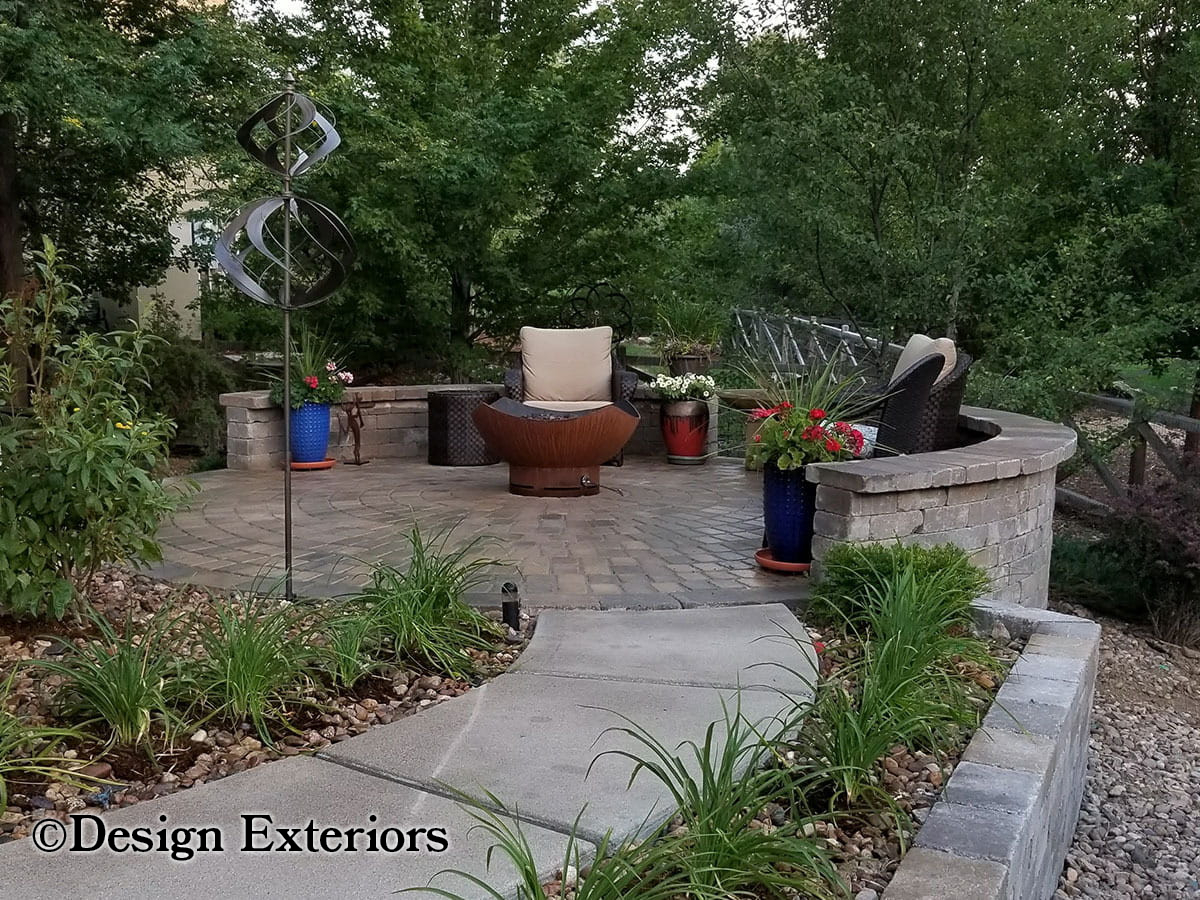 Sitting & Retaining Walls — 7