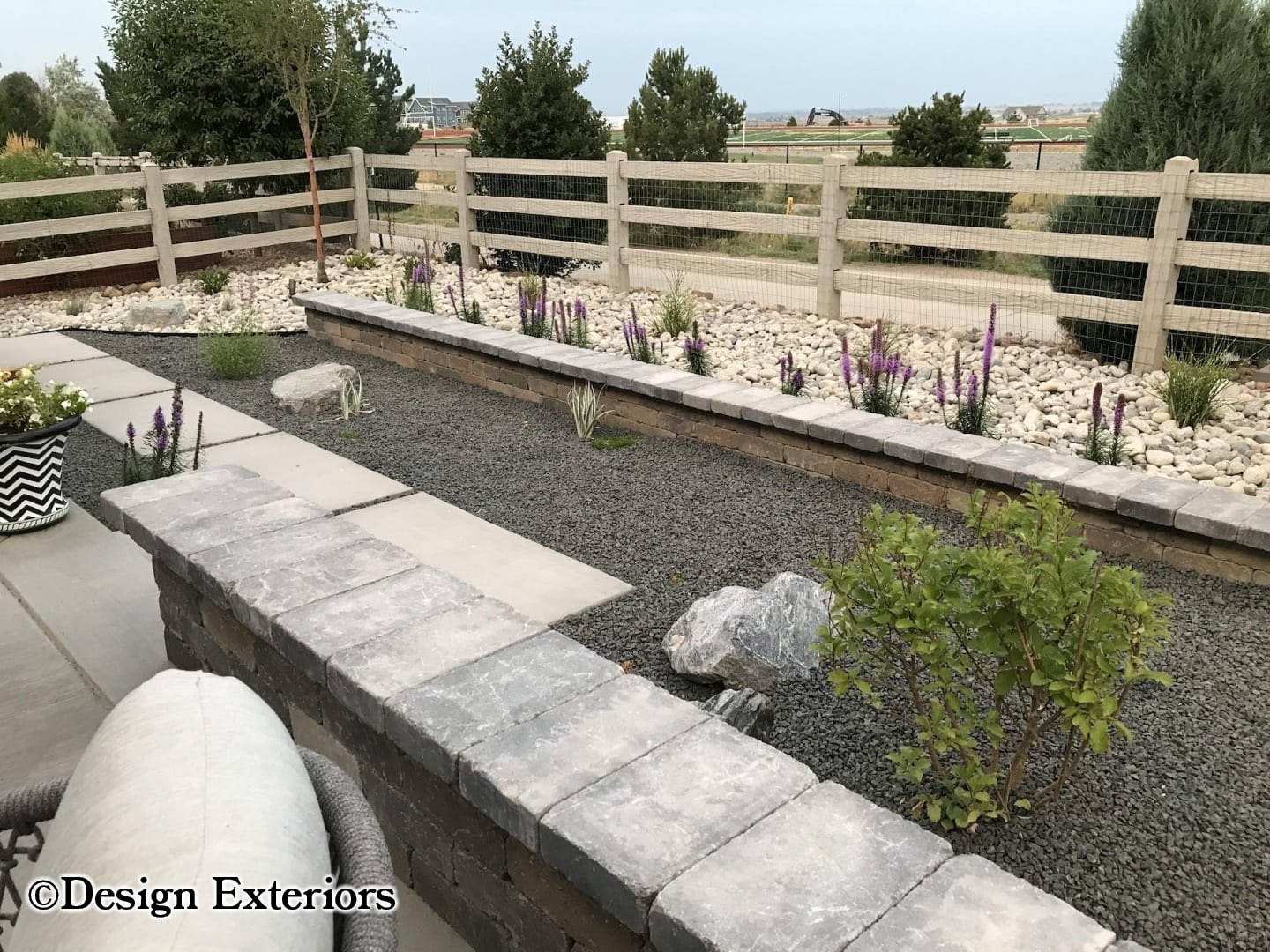 Sitting & Retaining Walls — 20