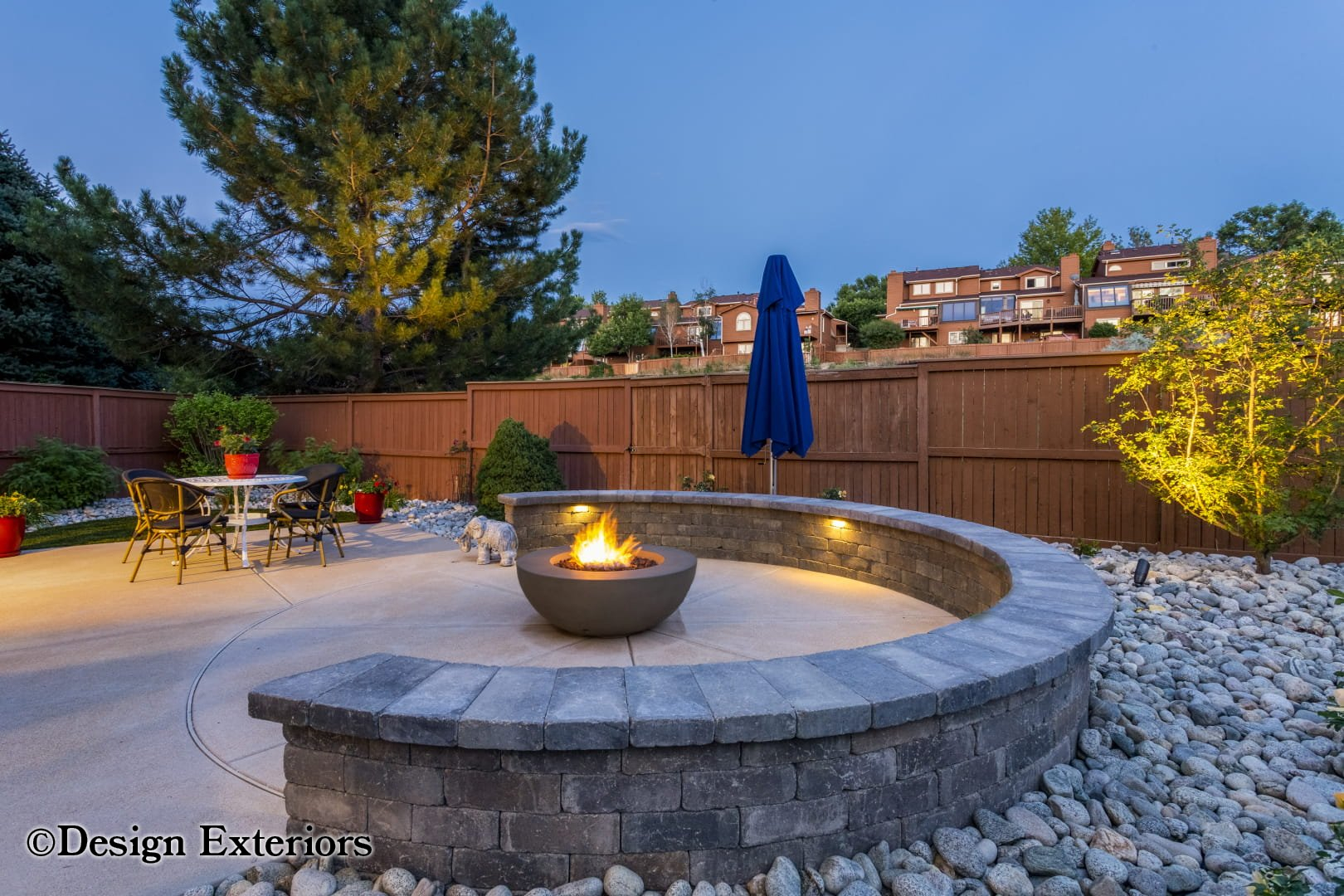 Sitting & Retaining Walls — 15